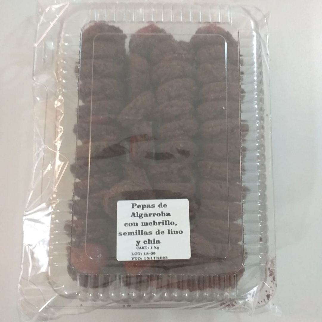 pepas-de-algarroba-con-membrillo-regional-x-1-kg